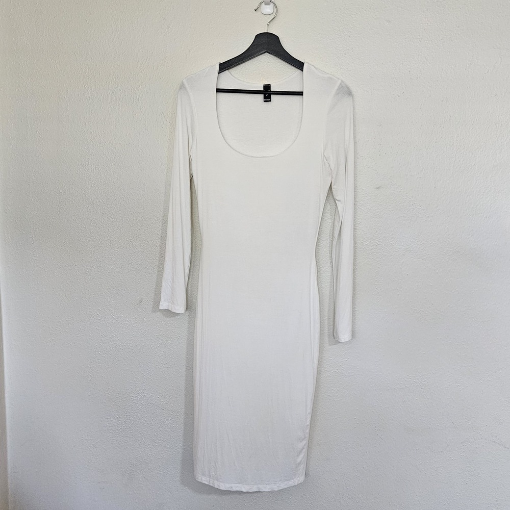 Windsor White Long Sleeve Scoop Neck Bodycon Midi Dress - Size Large